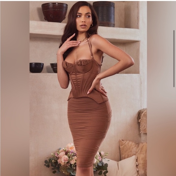 ❌SOLD❌House of CB Talya Toffee Corset Midi Dress - Picture 6 of 15